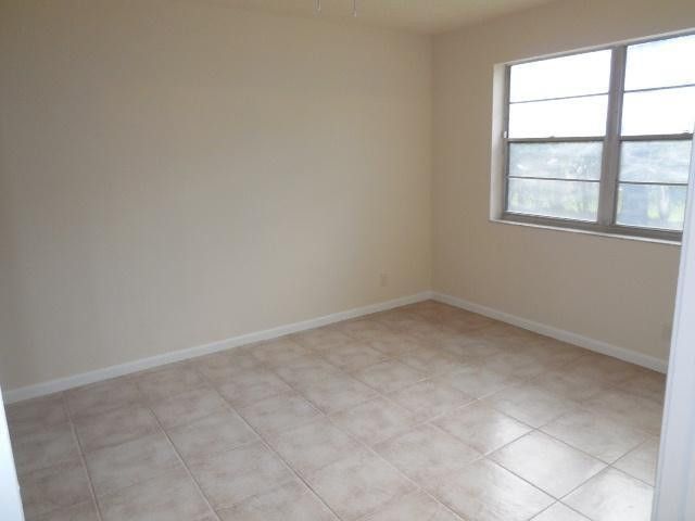 8393 Royal Palm Bl 102, Coral Springs, FL 33065