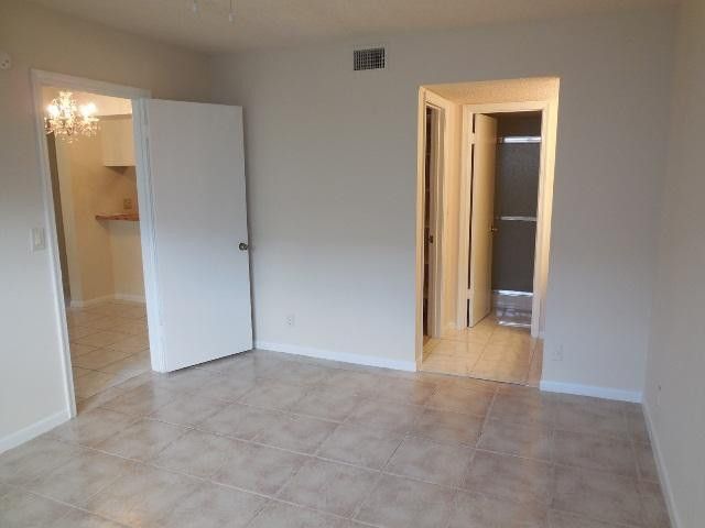 8393 Royal Palm Bl 102, Coral Springs, FL 33065