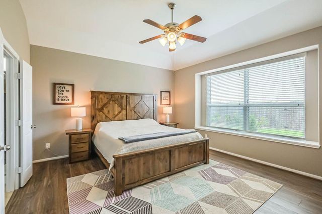 7807 Riverine Terrace Drive, Richmond, TX 77406