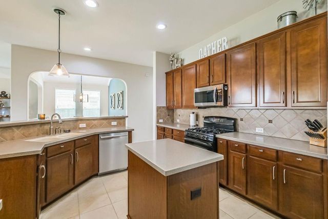 7807 Riverine Terrace Drive, Richmond, TX 77406
