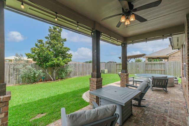 7807 Riverine Terrace Drive, Richmond, TX 77406