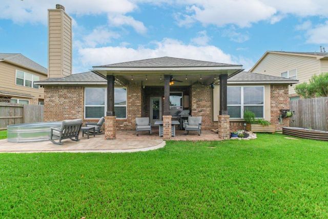 7807 Riverine Terrace Drive, Richmond, TX 77406