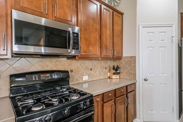 7807 Riverine Terrace Drive, Richmond, TX 77406
