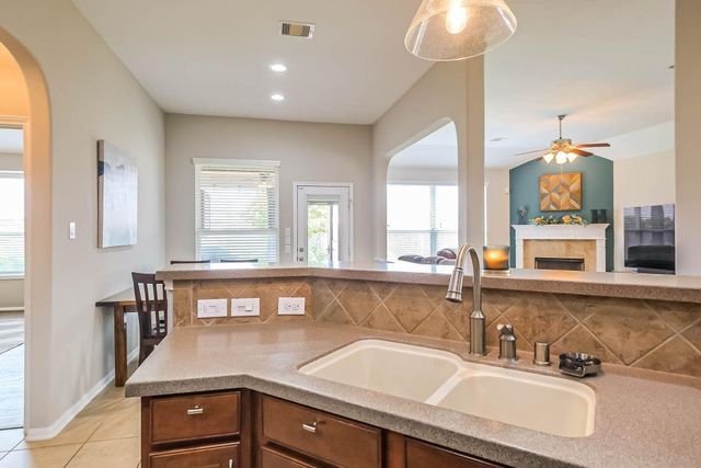 7807 Riverine Terrace Drive, Richmond, TX 77406