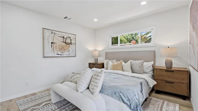 7500 Vassar, Canoga Park, CA 91303