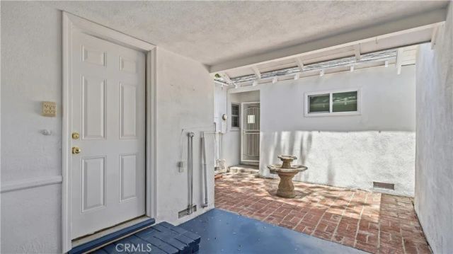 7500 Vassar, Canoga Park, CA 91303