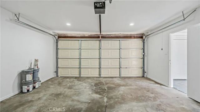 7500 Vassar, Canoga Park, CA 91303
