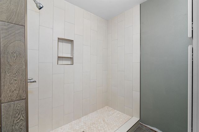 1702 Springdale St, Longview, TX 75604