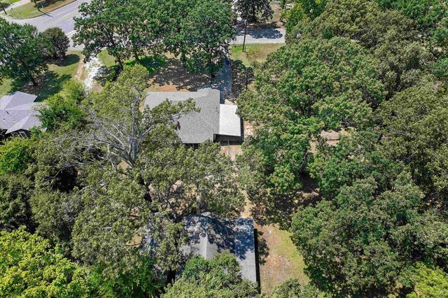 1702 Springdale St, Longview, TX 75604