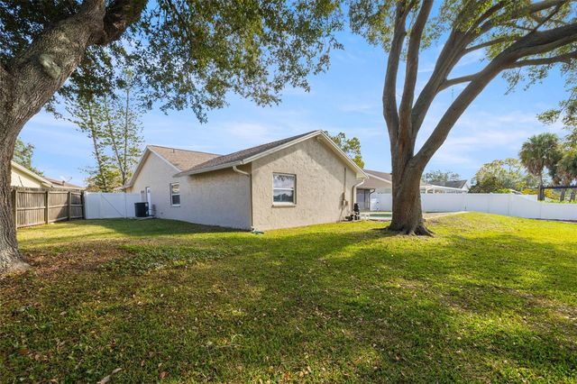 6712 RANGER DRIVE, Tampa, FL 33615