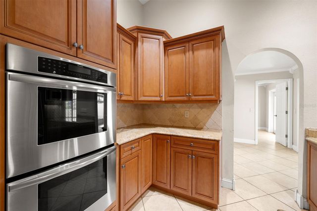 6712 RANGER DRIVE, Tampa, FL 33615