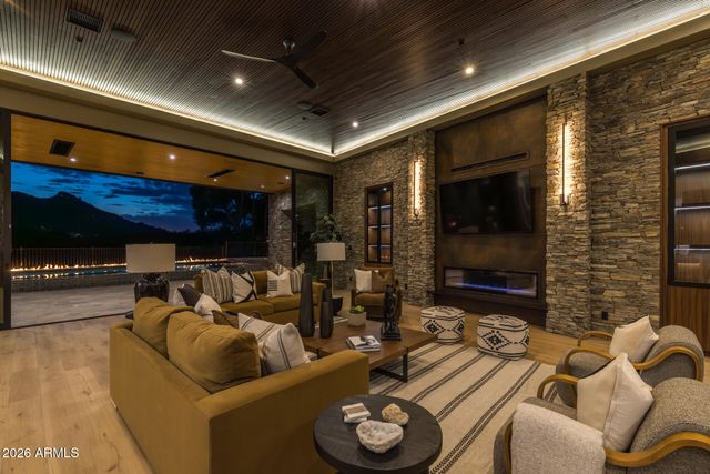 7692 E BLACK MOUNTAIN Road, Scottsdale, AZ 85266