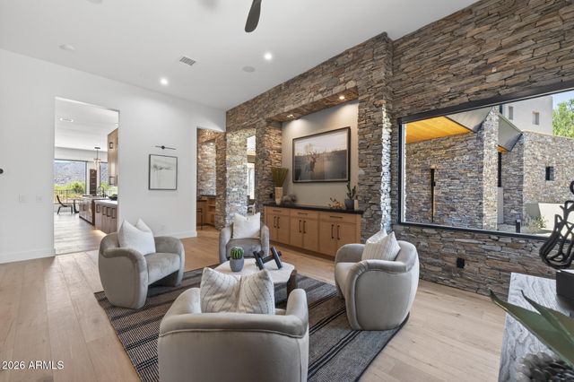 7692 E BLACK MOUNTAIN Road, Scottsdale, AZ 85266