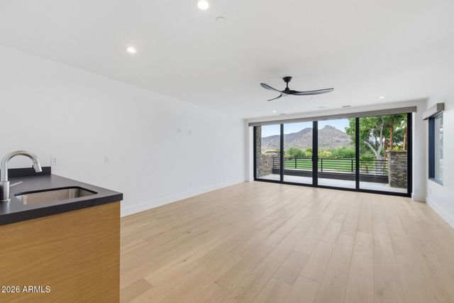 7692 E BLACK MOUNTAIN Road, Scottsdale, AZ 85266