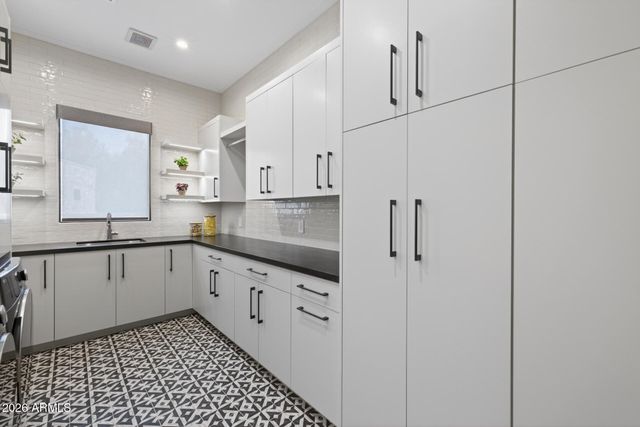 7692 E BLACK MOUNTAIN Road, Scottsdale, AZ 85266