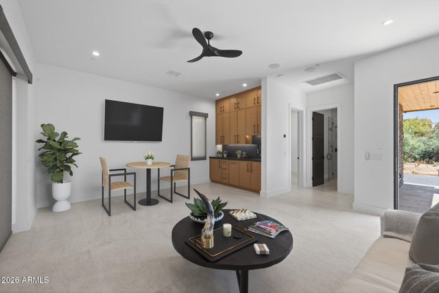 7692 E BLACK MOUNTAIN Road, Scottsdale, AZ 85266