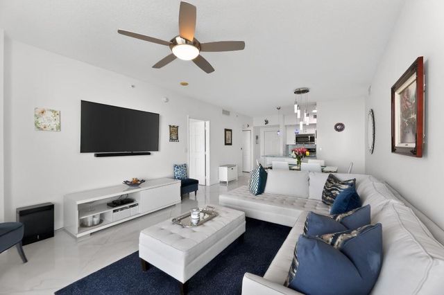 700 E Boynton Beach Boulevard 1006, Boynton Beach, FL 33435