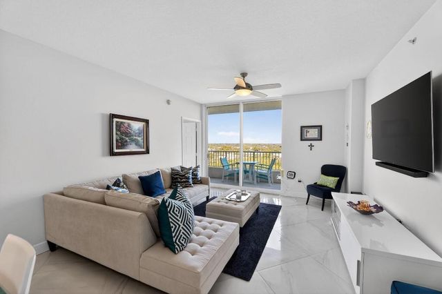 700 E Boynton Beach Boulevard 1006, Boynton Beach, FL 33435