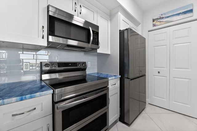 700 E Boynton Beach Boulevard 1006, Boynton Beach, FL 33435