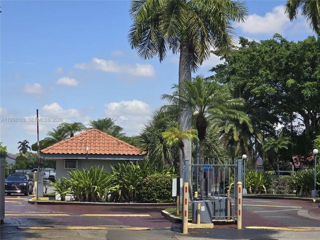 8255 SW 152nd Ave E-207, Miami, FL 33193