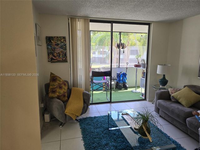 8255 SW 152nd Ave E-207, Miami, FL 33193