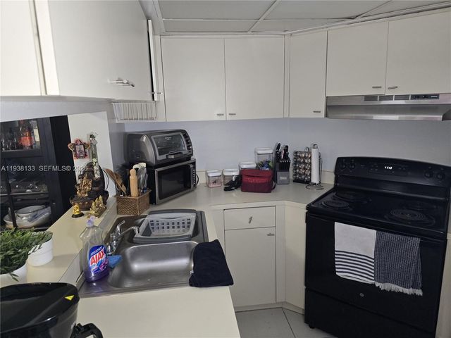 8255 SW 152nd Ave E-207, Miami, FL 33193