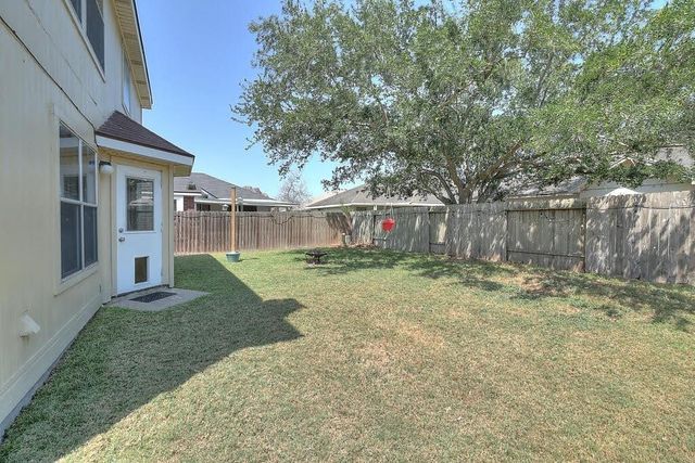 7846 Falcon Dr, Corpus Christi, TX 78414