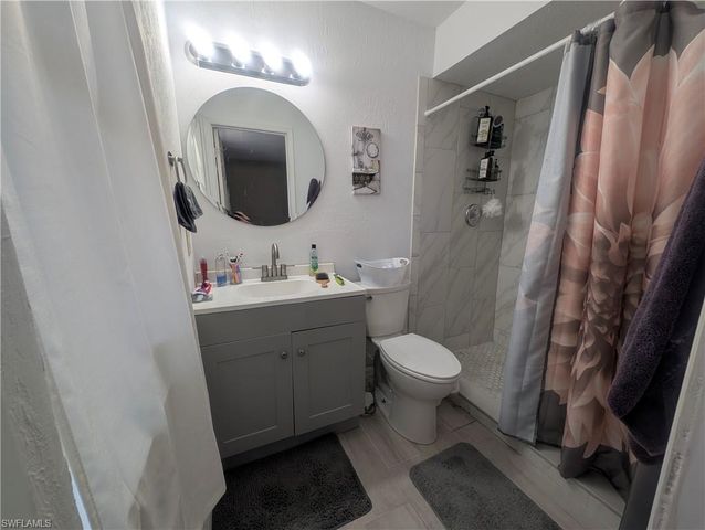 3720 SE 10th AVE 201, Cape Coral, FL 33904