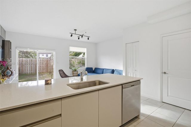 12176 NW 23rd Path, Miami, FL 33167