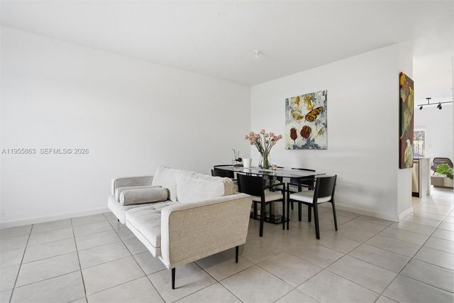 12176 NW 23rd Path, Miami, FL 33167