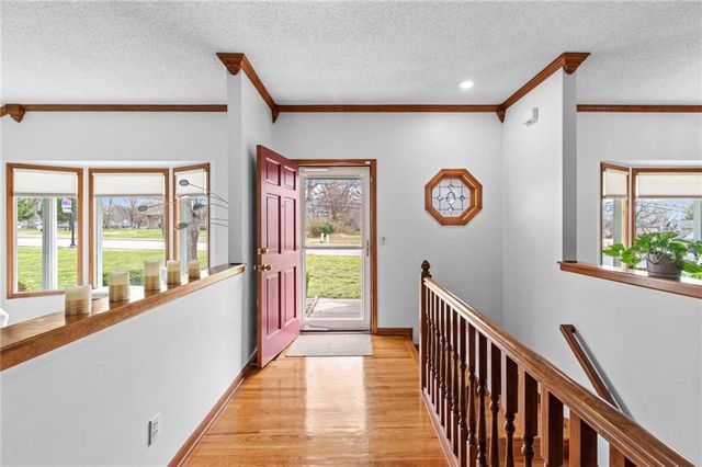 1304 S Jefferson Street, Kearney, MO 64060