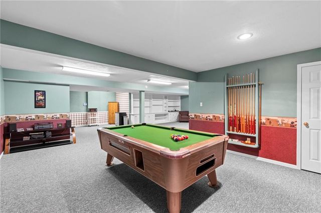 1304 S Jefferson Street, Kearney, MO 64060