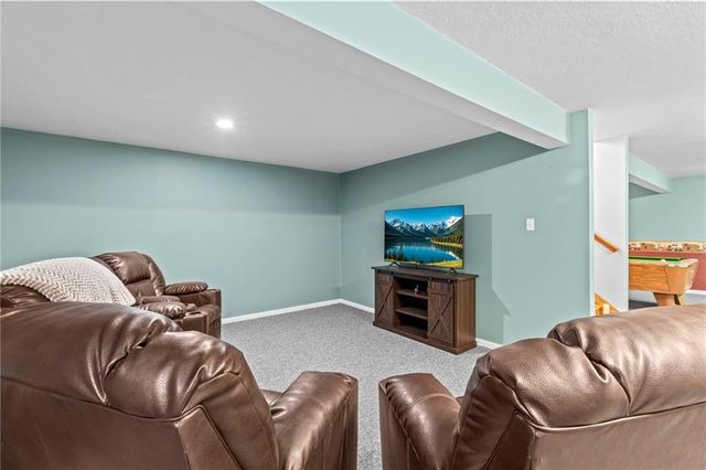 1304 S Jefferson Street, Kearney, MO 64060