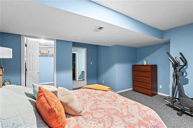 1304 S Jefferson Street, Kearney, MO 64060