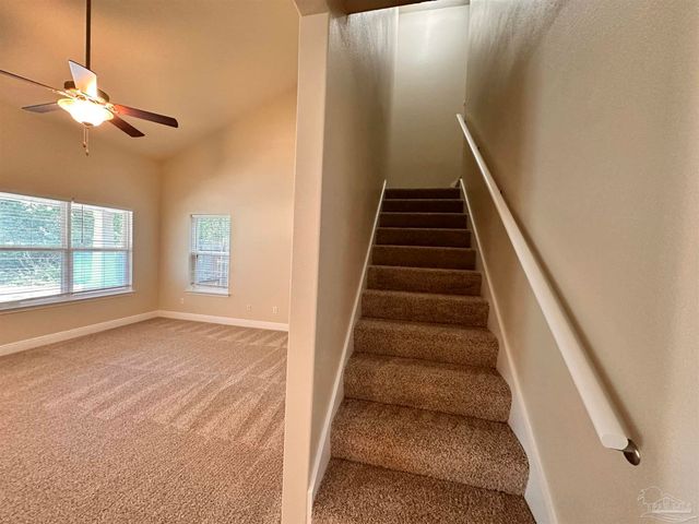 13 Elegans Ave, Pensacola, FL 32507