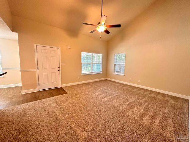 13 Elegans Ave, Pensacola, FL 32507