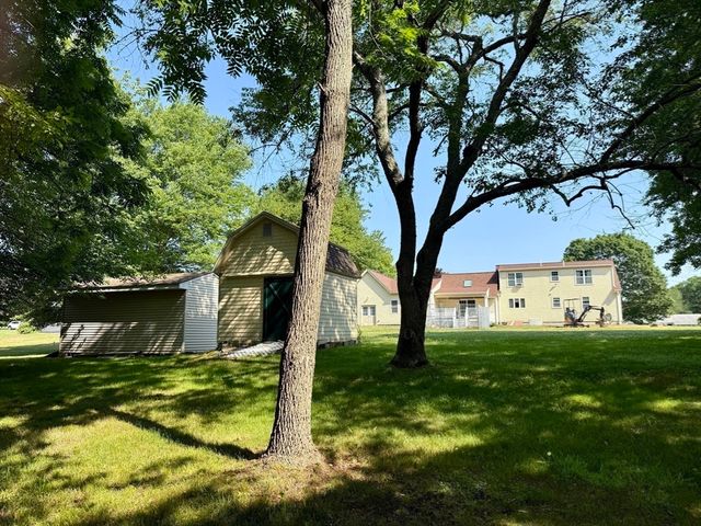 842 Wood Street, Swansea, MA 02777
