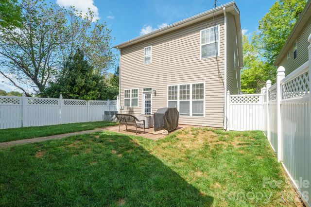 11731 Rainy Bend Drive, Huntersville, NC 28078