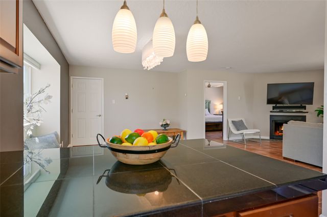 5 Kachina Road, Santa Fe, NM 87508
