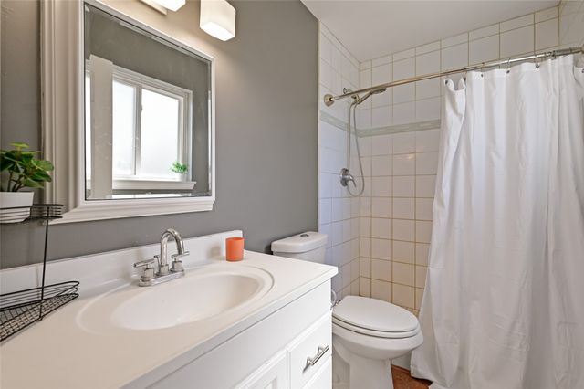 5 Kachina Road, Santa Fe, NM 87508