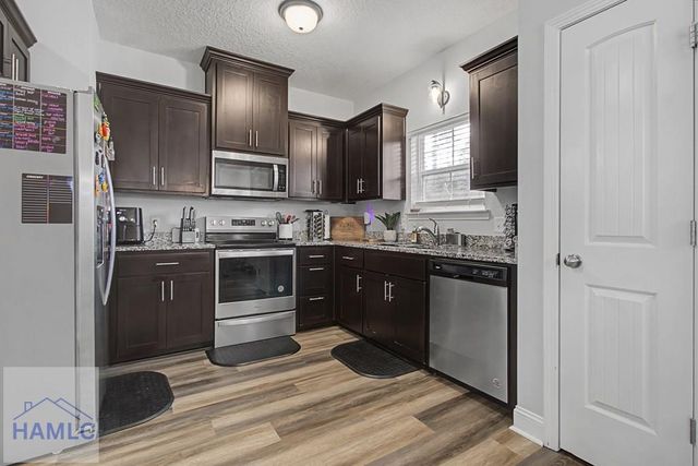 1257 Grayson Avenue, Hinesville, GA 31313