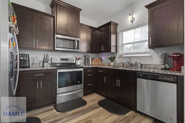 1257 Grayson Avenue, Hinesville, GA 31313