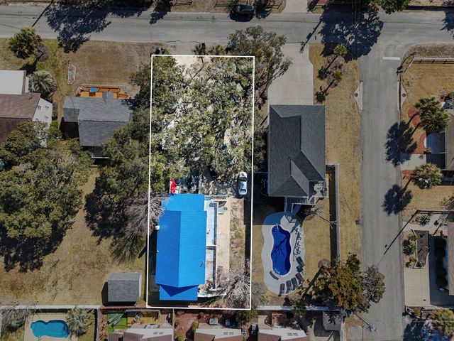 1710 Holly Dr., North Myrtle Beach, SC 29582