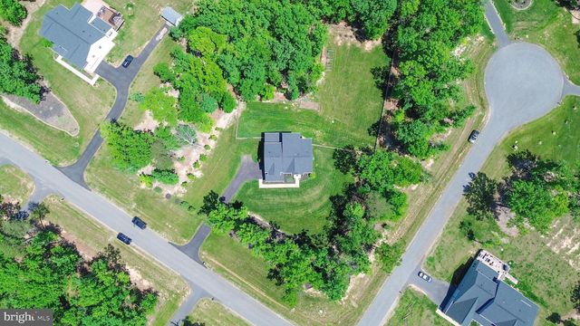 8525 LAROQUE RUN DR, Fredericksburg, VA 22407