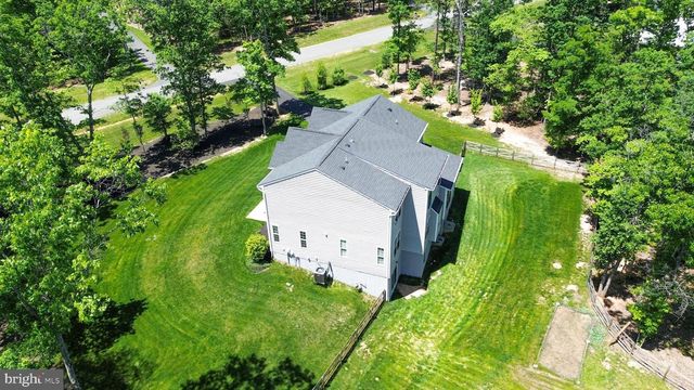 8525 LAROQUE RUN DR, Fredericksburg, VA 22407