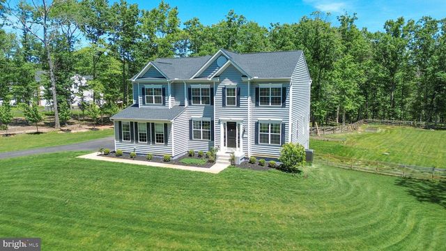 8525 LAROQUE RUN DR, Fredericksburg, VA 22407