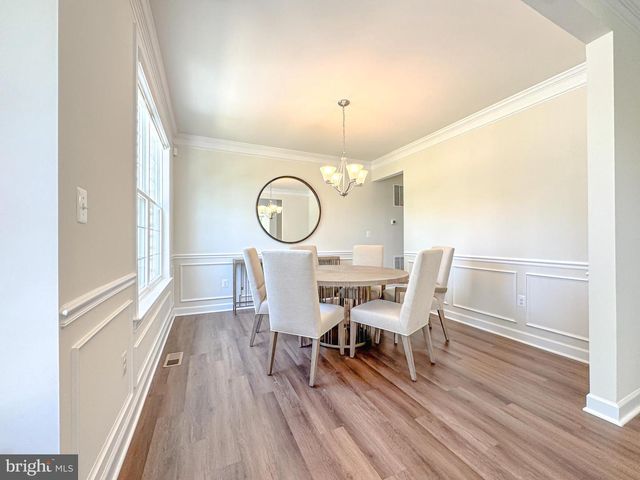 8525 LAROQUE RUN DR, Fredericksburg, VA 22407