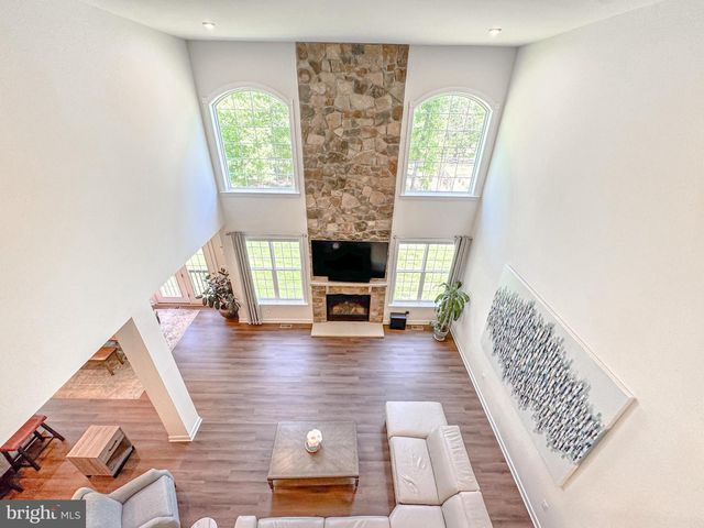 8525 LAROQUE RUN DR, Fredericksburg, VA 22407