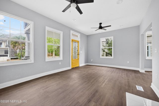 2805 HUBBARD Street, Jacksonville, FL 32206