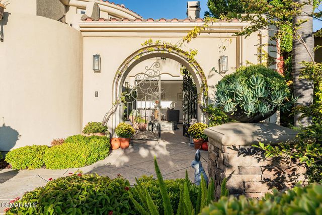 3374 Country Home Court, Thousand Oaks, CA 91362